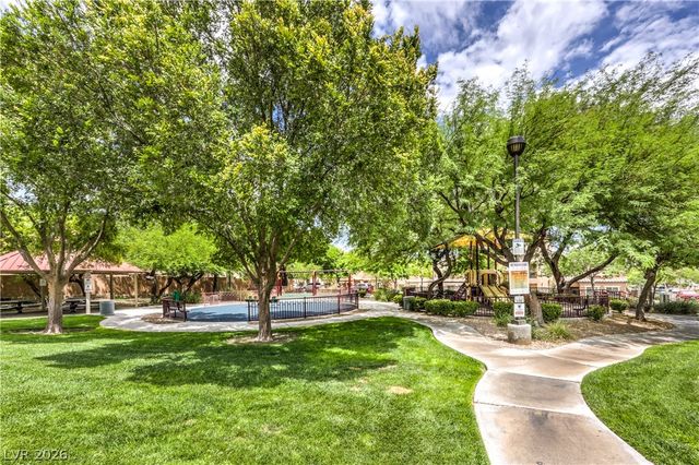 9052 Silk Threads Avenue, Las Vegas, NV 89149
