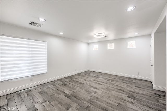 9052 Silk Threads Avenue, Las Vegas, NV 89149