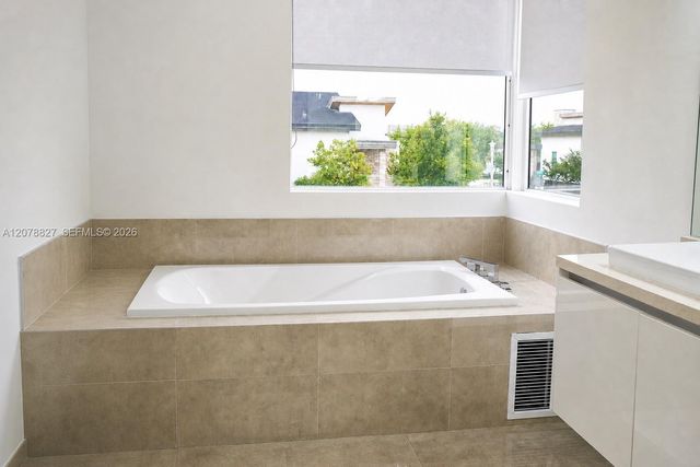 7560 NW 101st Court 7560, Doral, FL 33178