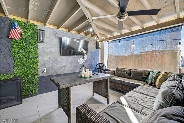 431 North Fogg Street, Las Vegas, NV 89110