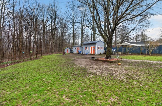 797 County Route 3, Granby, NY 13069
