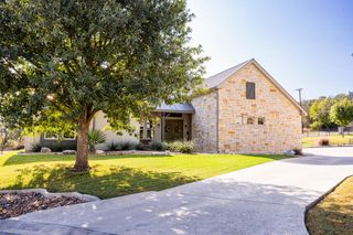 3200-#18 Pinnacle Club Dr, Kerrville, TX 78028