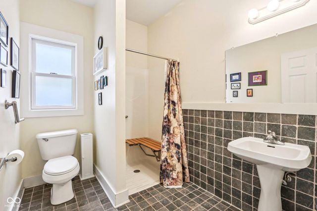 2307 N Alabama Street, Indianapolis, IN 46205