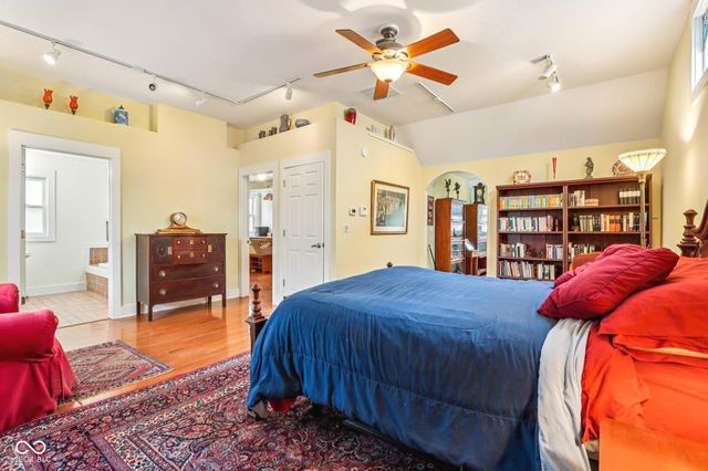 2307 N Alabama Street, Indianapolis, IN 46205