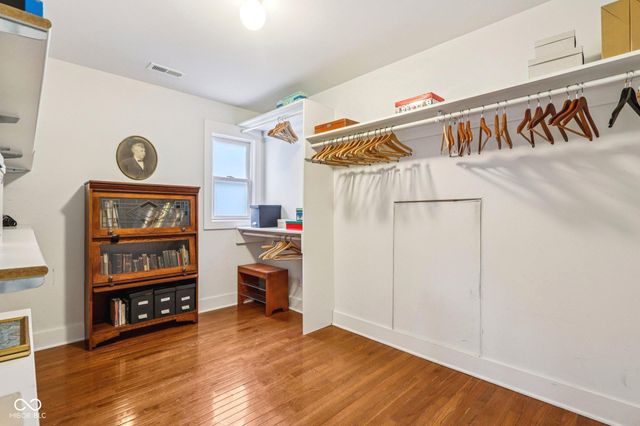 2307 N Alabama Street, Indianapolis, IN 46205