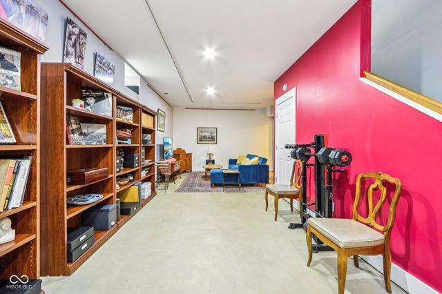 2307 N Alabama Street, Indianapolis, IN 46205