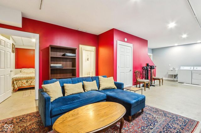 2307 N Alabama Street, Indianapolis, IN 46205