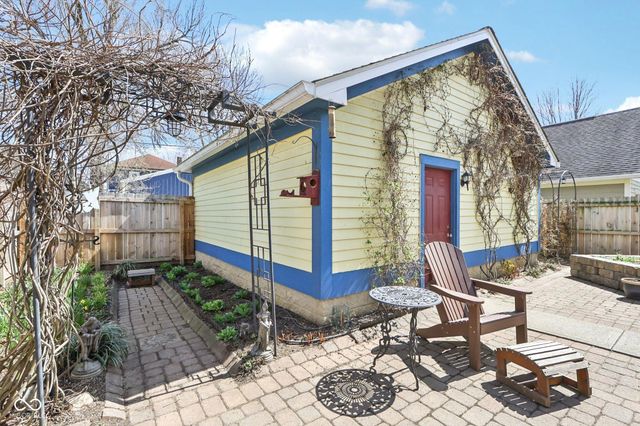 2307 N Alabama Street, Indianapolis, IN 46205