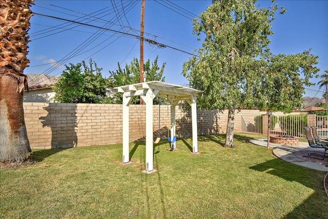 52637 Avenida Villa, La Quinta, CA 92253