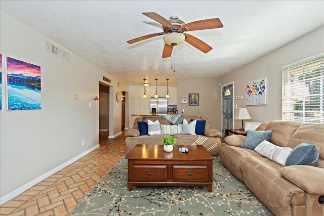 52637 Avenida Villa, La Quinta, CA 92253