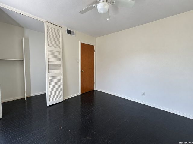 3318 Bob Billa St, San Antonio, TX 78223