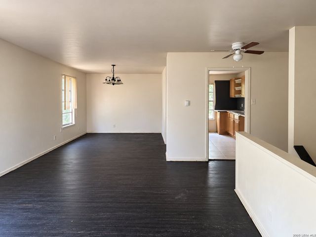 3318 Bob Billa St, San Antonio, TX 78223