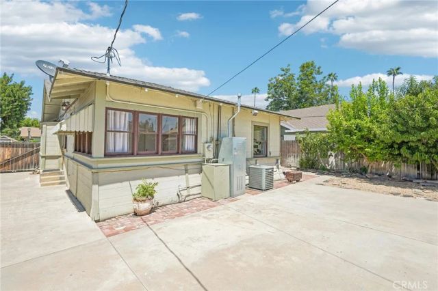 4158 Highland Place, Riverside, CA 92506
