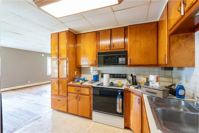 3 Crescent Place, Almond, NY 14804