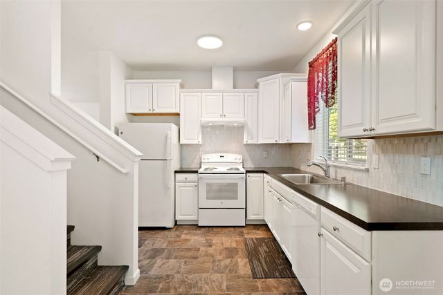 70 E Dabob Road, Shelton, WA 98584