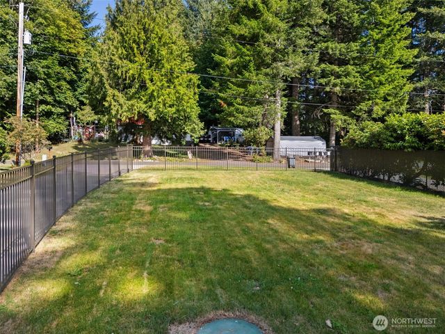 70 E Dabob Road, Shelton, WA 98584