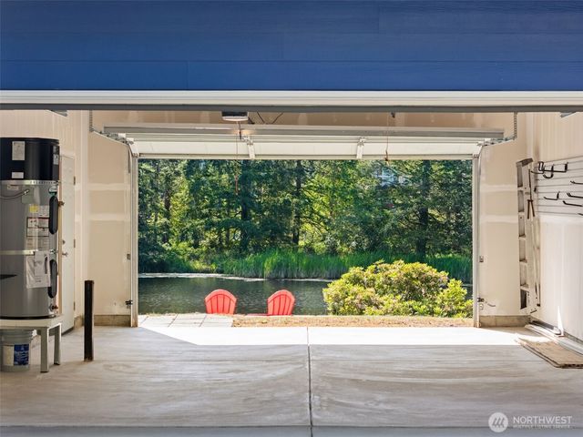 70 E Dabob Road, Shelton, WA 98584