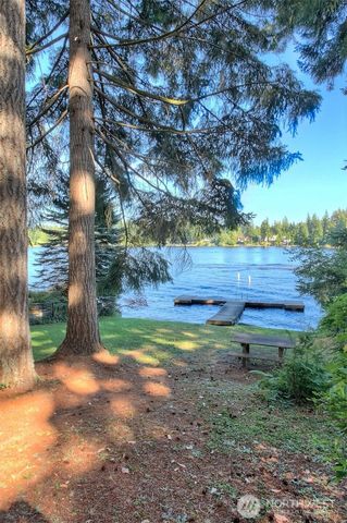 70 E Dabob Road, Shelton, WA 98584