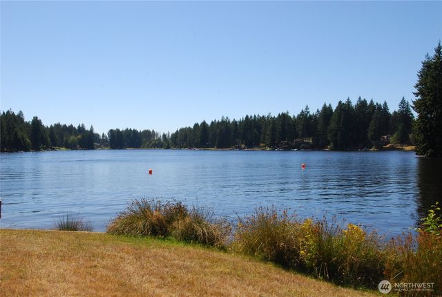 70 E Dabob Road, Shelton, WA 98584