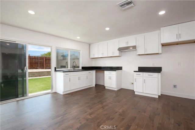 42803 Alexo, Lancaster, CA 93536