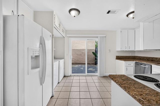 280 Roanoke Rd, El Cajon, CA 92020
