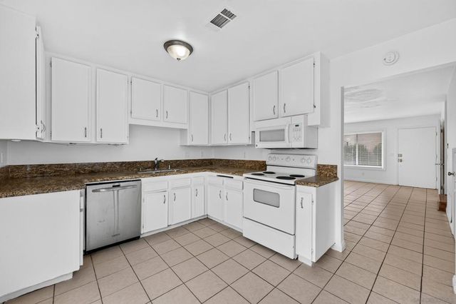 280 Roanoke Rd, El Cajon, CA 92020