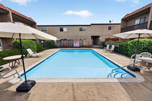 280 Roanoke Rd, El Cajon, CA 92020