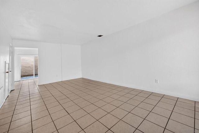 280 Roanoke Rd, El Cajon, CA 92020