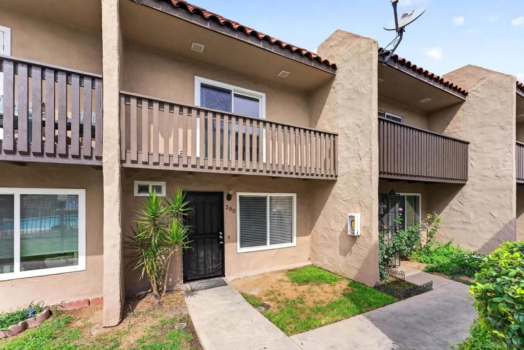 280 Roanoke Rd, El Cajon, CA 92020