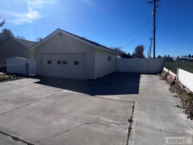 556 Westhill Avenue, Idaho Falls, ID 83402