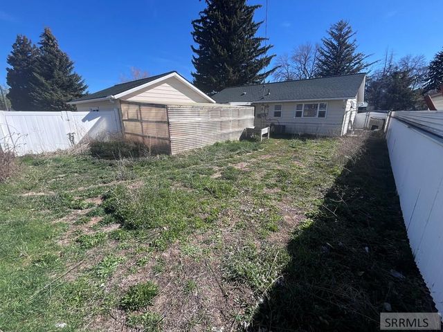 556 Westhill Avenue, Idaho Falls, ID 83402