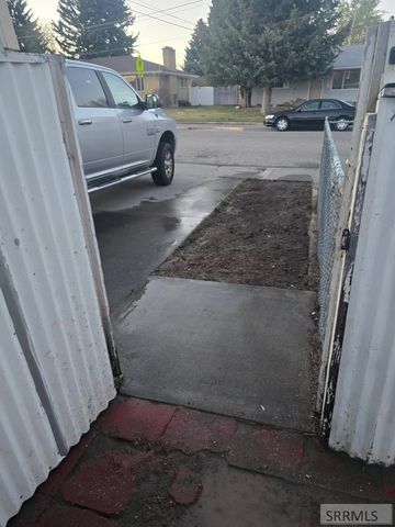 556 Westhill Avenue, Idaho Falls, ID 83402