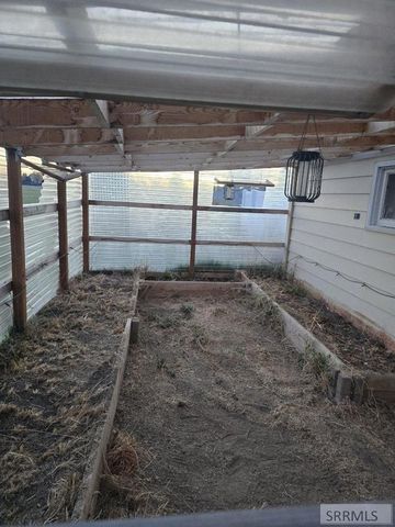 556 Westhill Avenue, Idaho Falls, ID 83402