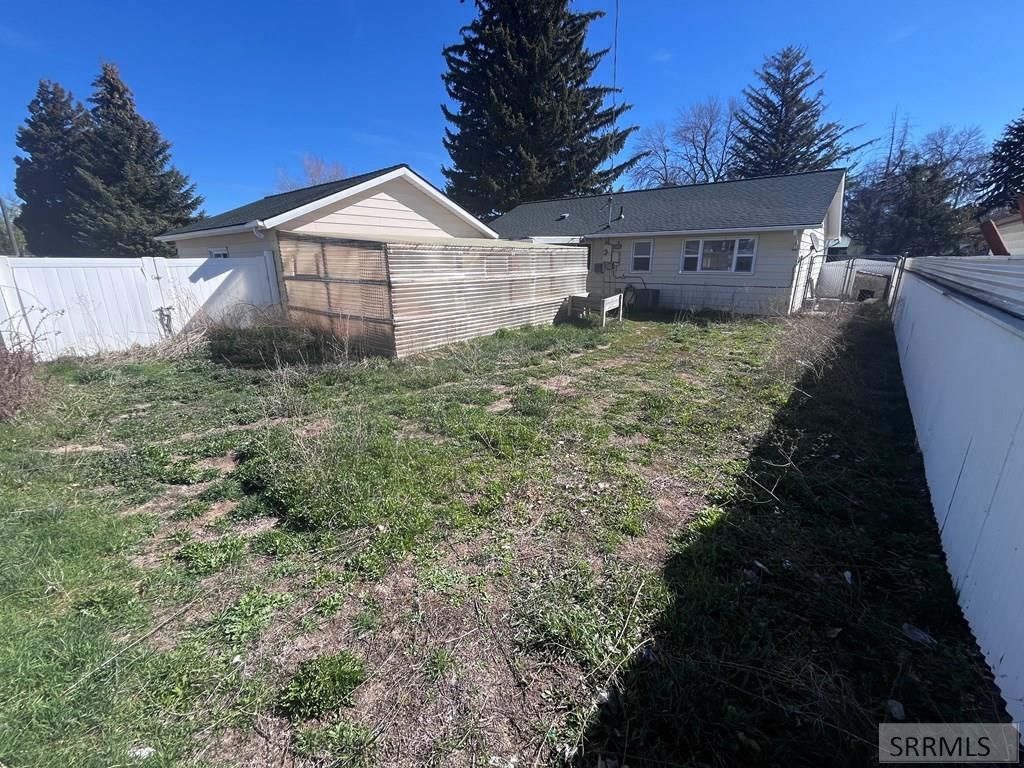 Image 22 of property listing at 556 Westhill Avenue, Idaho Falls, ID 83402