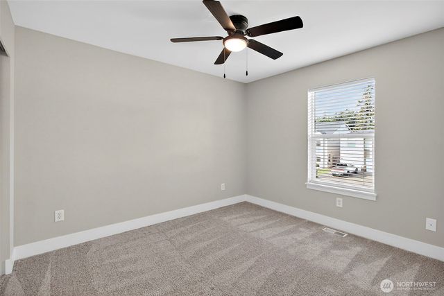24216 237th Way SE, Maple Valley, WA 98038