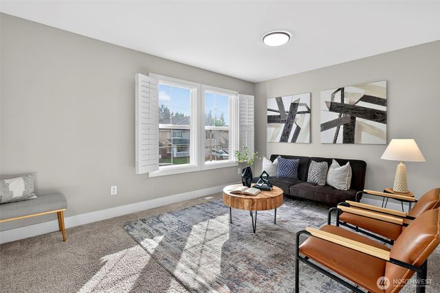 24216 237th Way SE, Maple Valley, WA 98038