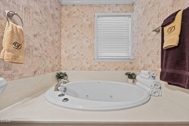 2643 Trail Five, Burlington, NC 27215