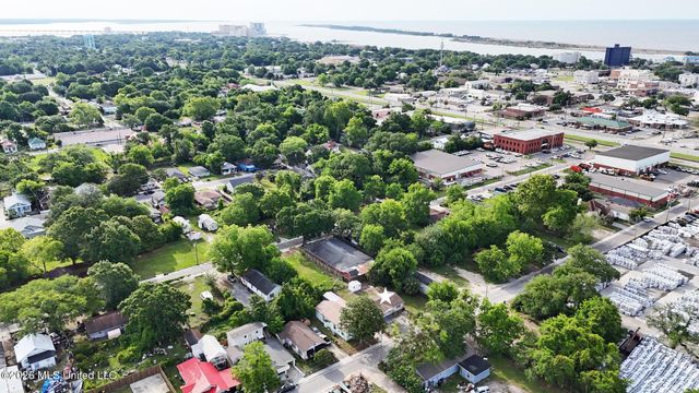 258 Magnolia Street, Biloxi, MS 39530