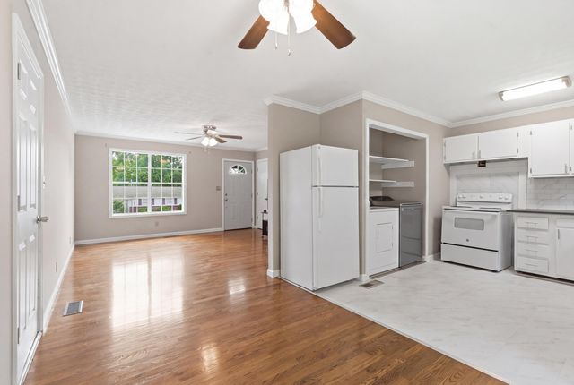 241 Hickory Drive, Frankfort, KY 40601