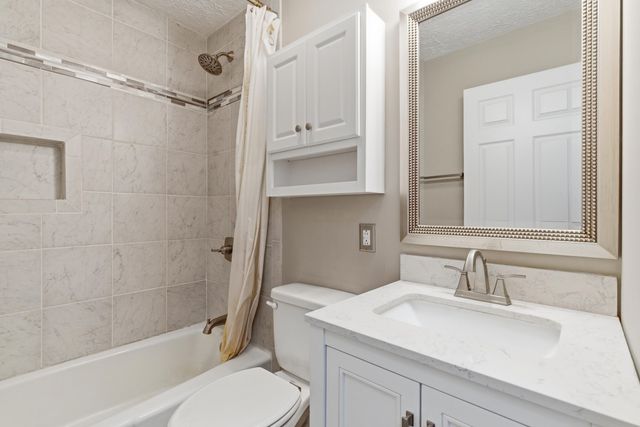 241 Hickory Drive, Frankfort, KY 40601