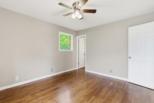 241 Hickory Drive, Frankfort, KY 40601