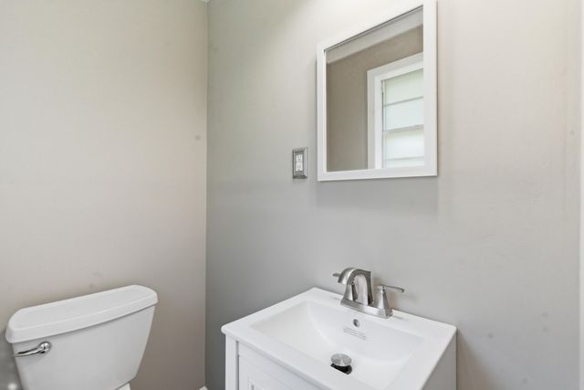 241 Hickory Drive, Frankfort, KY 40601