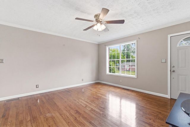 241 Hickory Drive, Frankfort, KY 40601