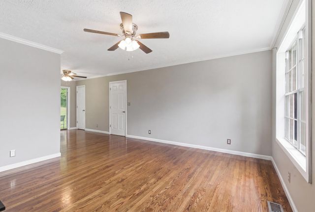 241 Hickory Drive, Frankfort, KY 40601