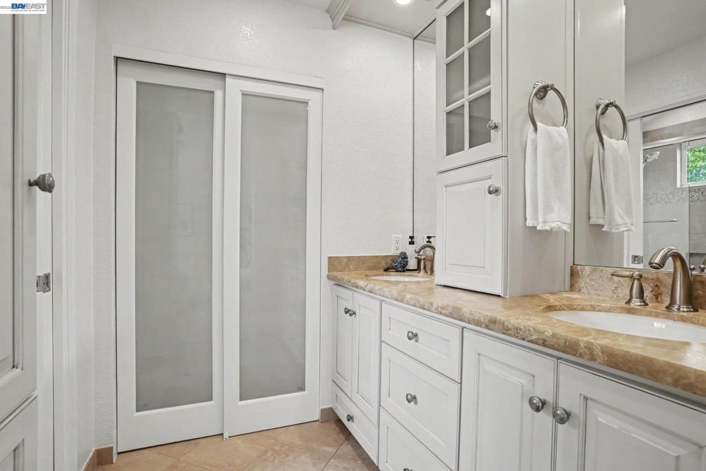 Image 19 of property listing at 135 Justin Cir, Alameda, CA 94502