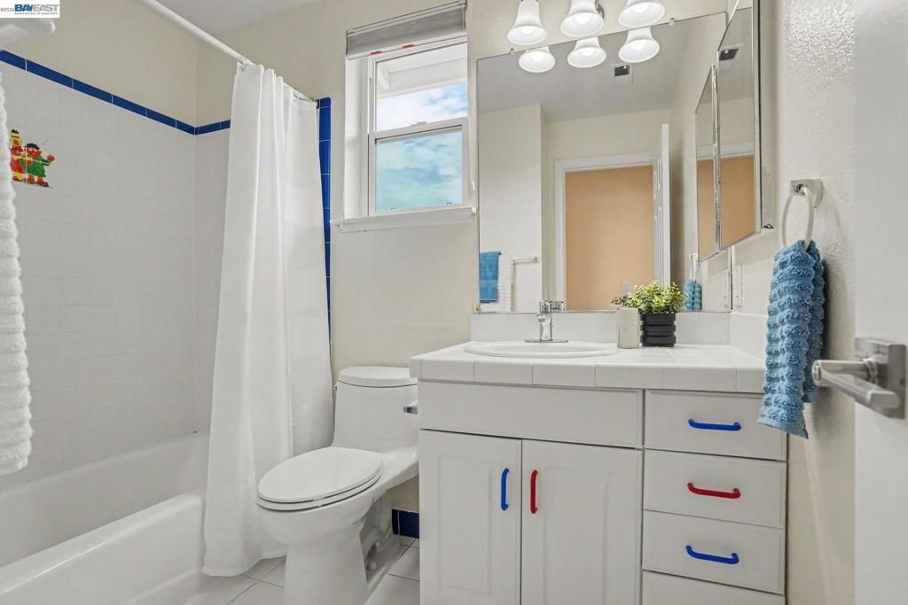 Image 22 of property listing at 135 Justin Cir, Alameda, CA 94502