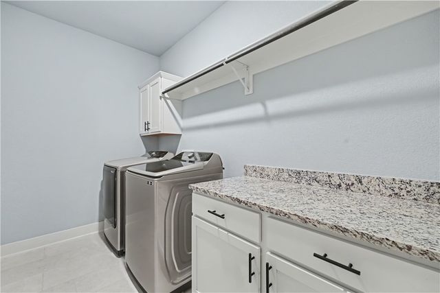 1716 W Broadway Place, Rogers, AR 72758