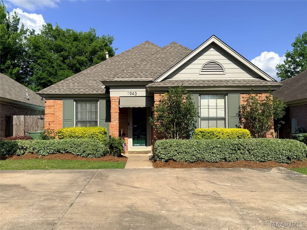 1943 Woodrun Drive, Montgomery, AL 36117