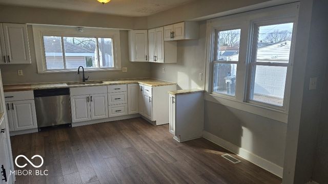 1601 Hoefgen Street, Indianapolis, IN 46203