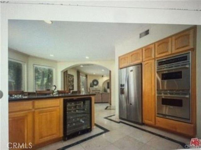 5717 MELVIN Avenue, Tarzana (los Angeles), CA 91356